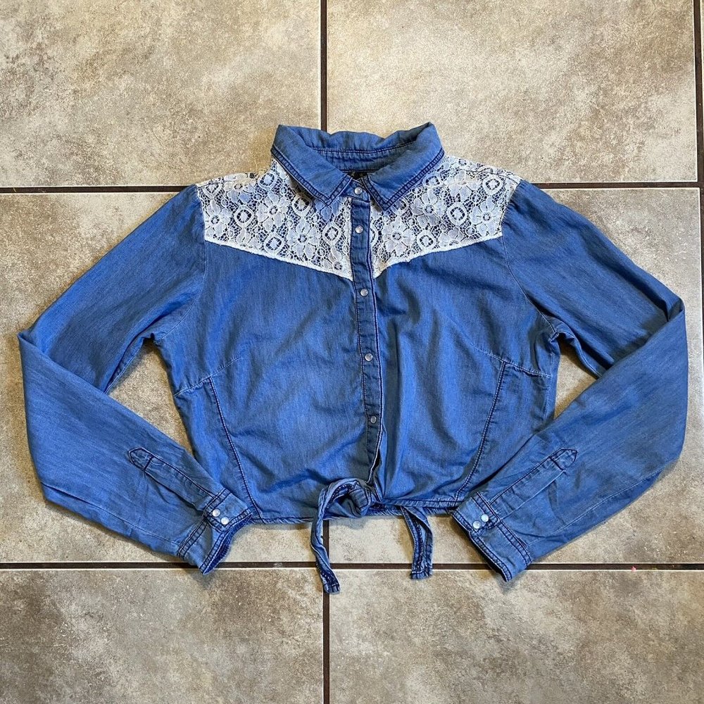 Highway Jeans Women’s Pearl Snap Chambray Western Shirt Floral Lace Size Large